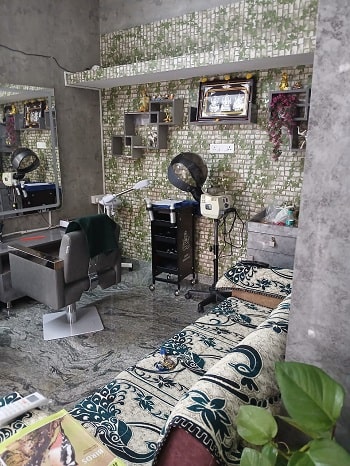 Beauty parlour Banglaore Home service : waiting area